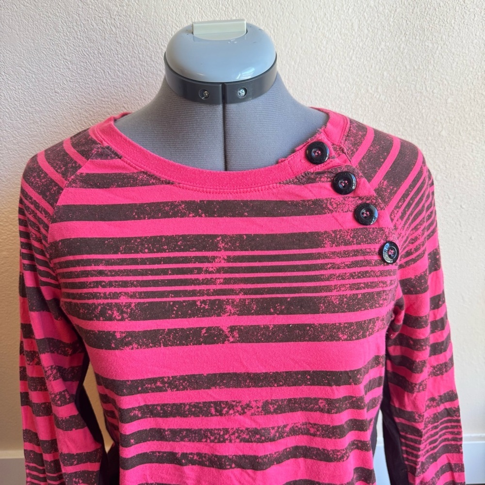 Roxy Pink Brown Striped Long Sleeve Y2K Skater Surf Girl Graphic Tee Casual Top - Picture 3 of 11